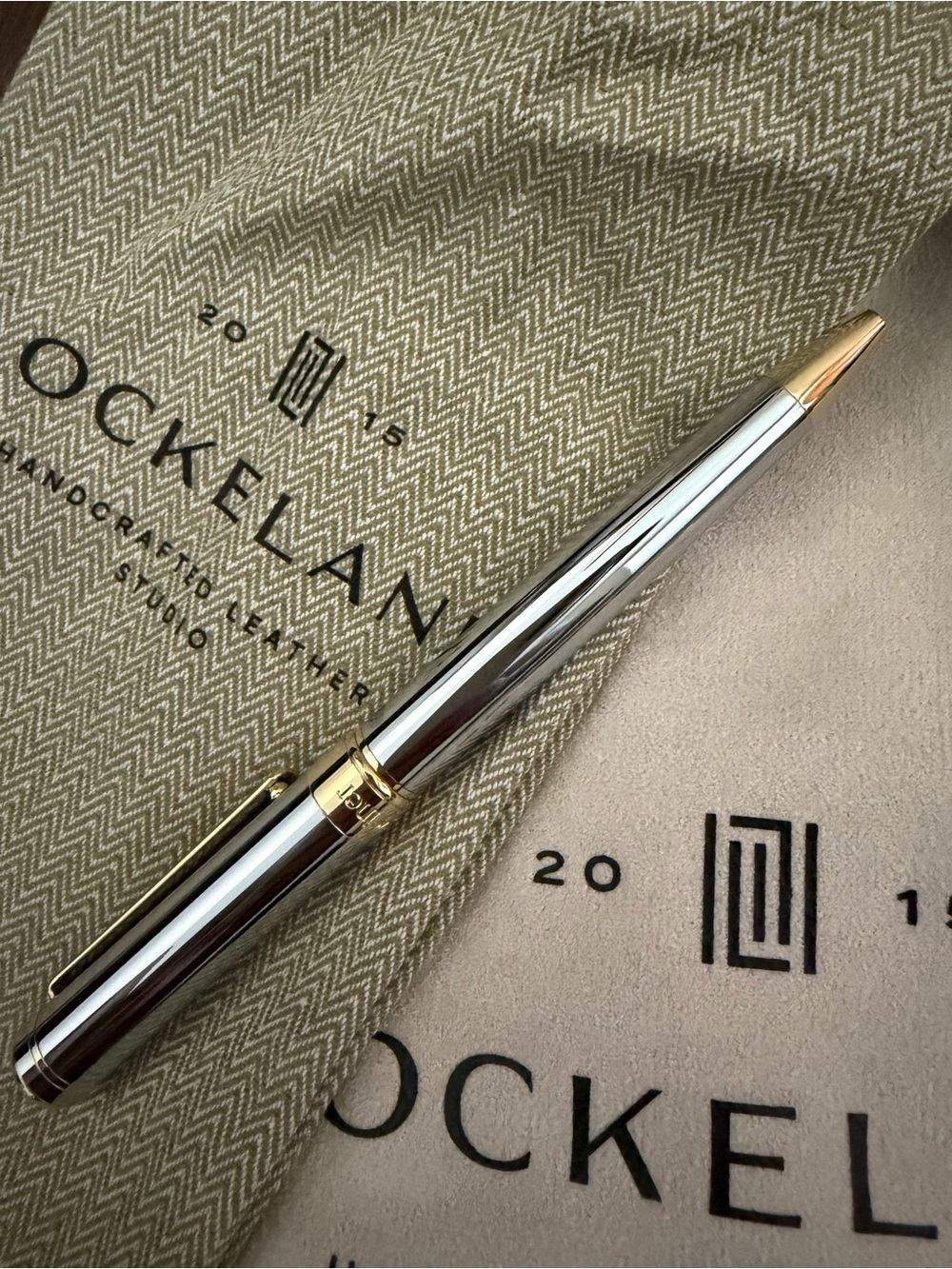 Lockeland Leather Infinity Lined Notebook & Pen Set Genuine Leather Collectors - Picture 6 of 6